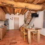 Chalet La Torre Del Manghen: Agri-alloggio Indipendente *