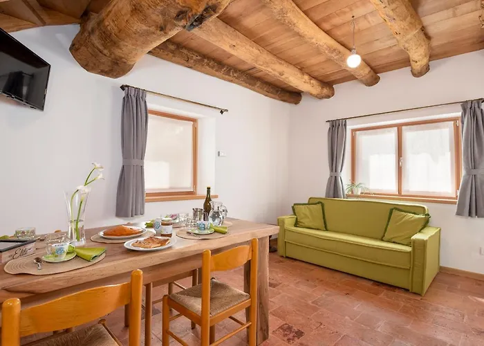 La Torre Del Manghen: Agri-alloggio Indipendente