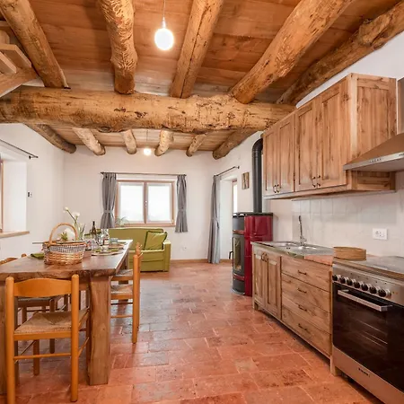 木屋 La Torre Del Manghen: Agri-alloggio Indipendente 罗塔依马格纳